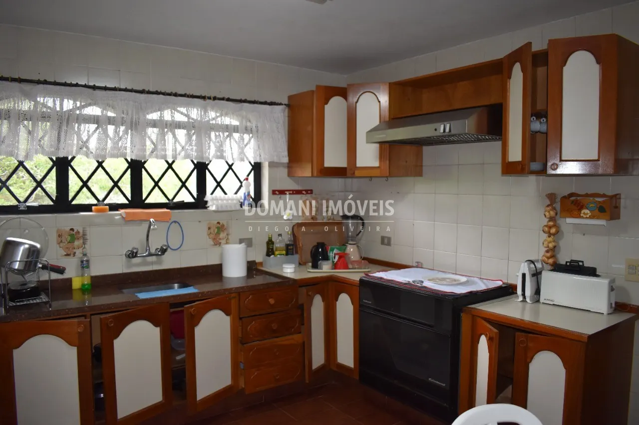 Casa à venda de 950 m² em Campos do Jordão, SP, Brasil