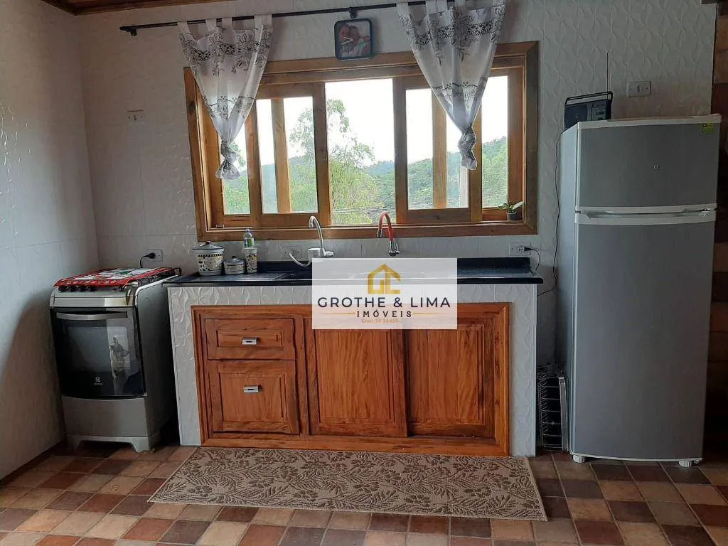 Chácara à venda de 3.000 m² em Santa Branca, SP, Brasil