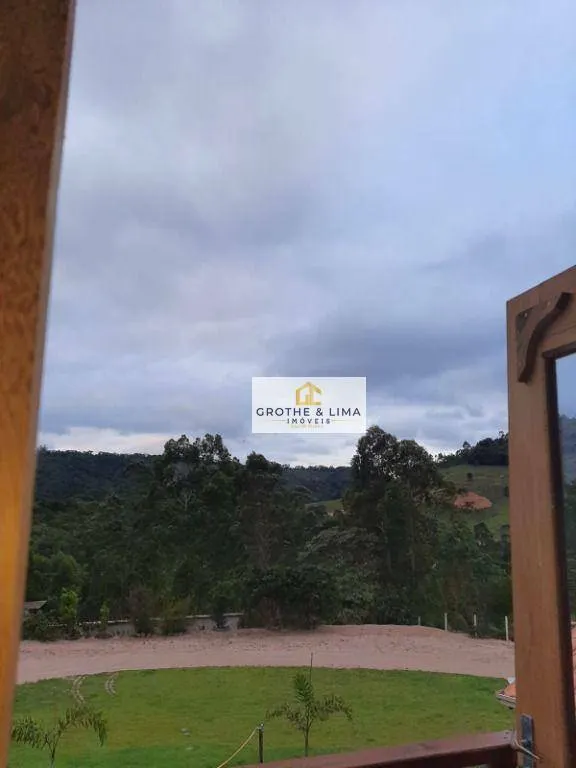 Chácara à venda de 3.000 m² em Santa Branca, SP, Brasil