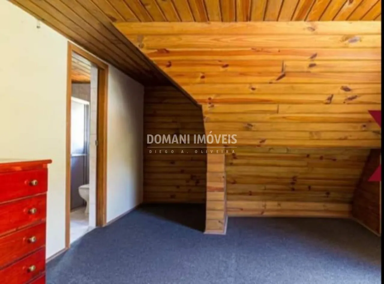 Casa à venda de 1.200 m² em Campos do Jordão, SP, Brasil