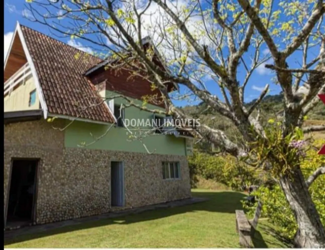 Casa à venda de 1.200 m² em Campos do Jordão, SP, Brasil