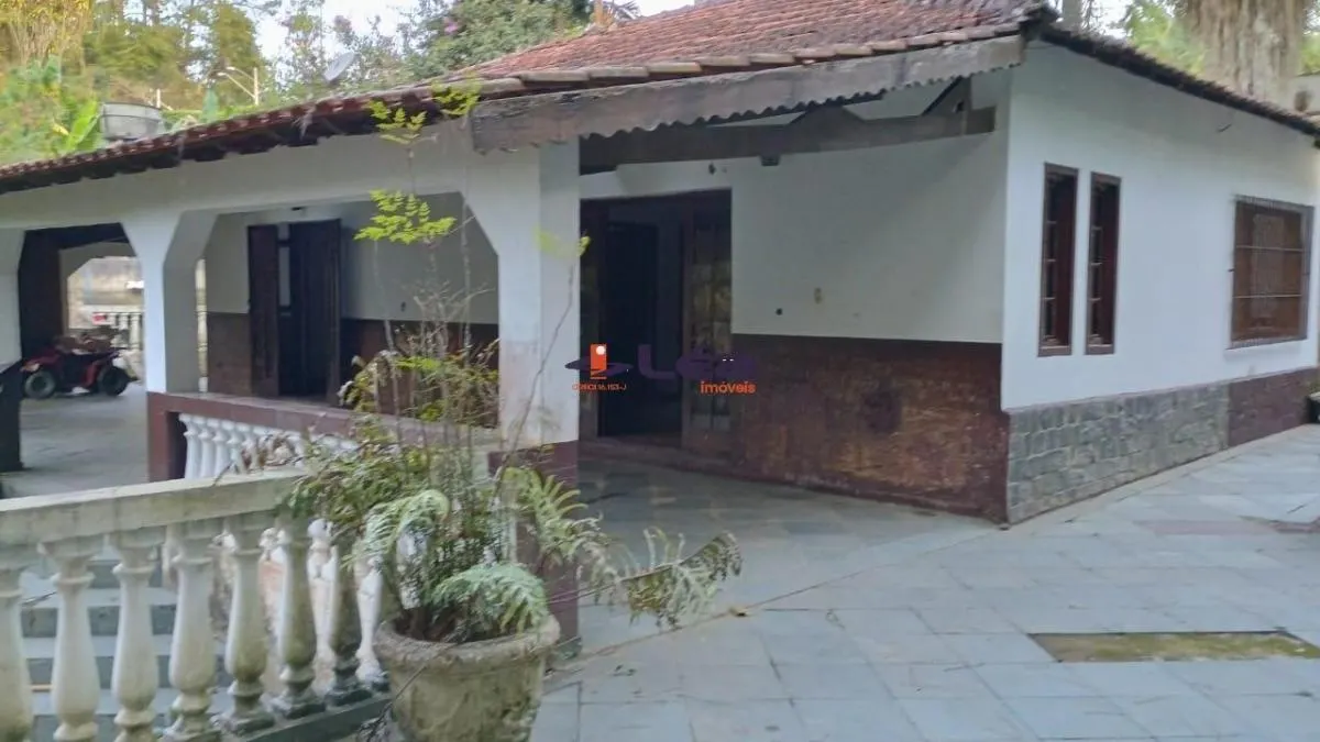 Chácara à venda de 1.780 m² em Suzano, SP, Brasil