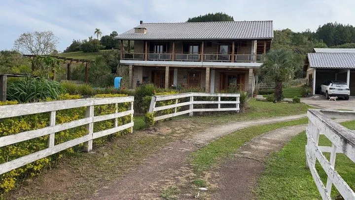 Chácara à venda de 5 ha em Santo Antônio da Patrulha, RS, Brasil