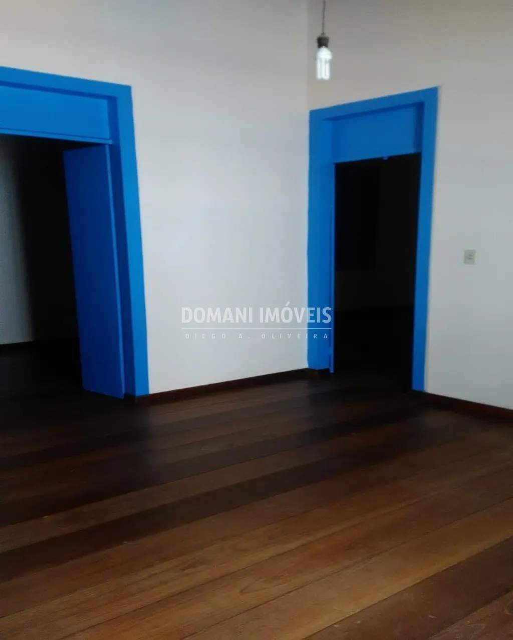 Comercial à venda de 1.060 m² em São Bento do Sapucaí, SP, Brasil