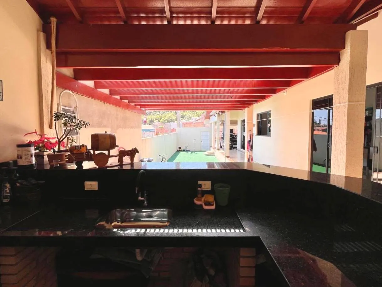 Casa à venda de 250 m² em Piraju, SP, Brasil