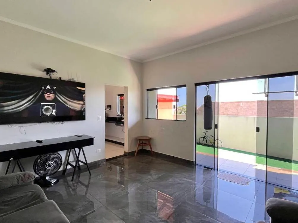 Casa à venda de 250 m² em Piraju, SP, Brasil