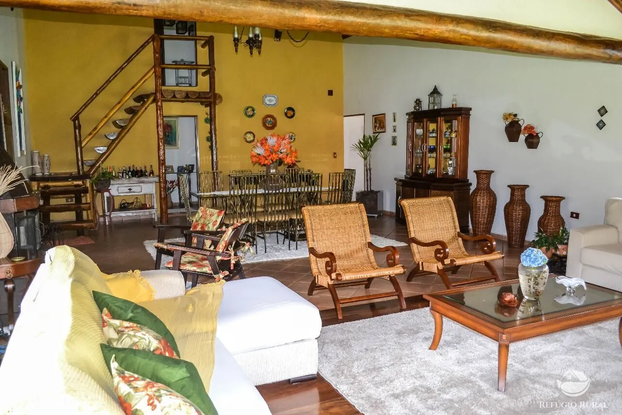 Sítio à venda de 24 ha em Paraibuna, SP, Brasil