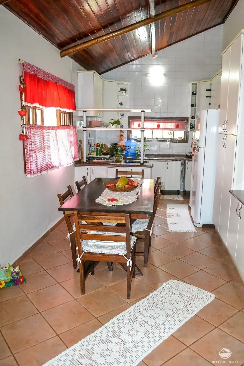 Sítio à venda de 24 ha em Paraibuna, SP, Brasil