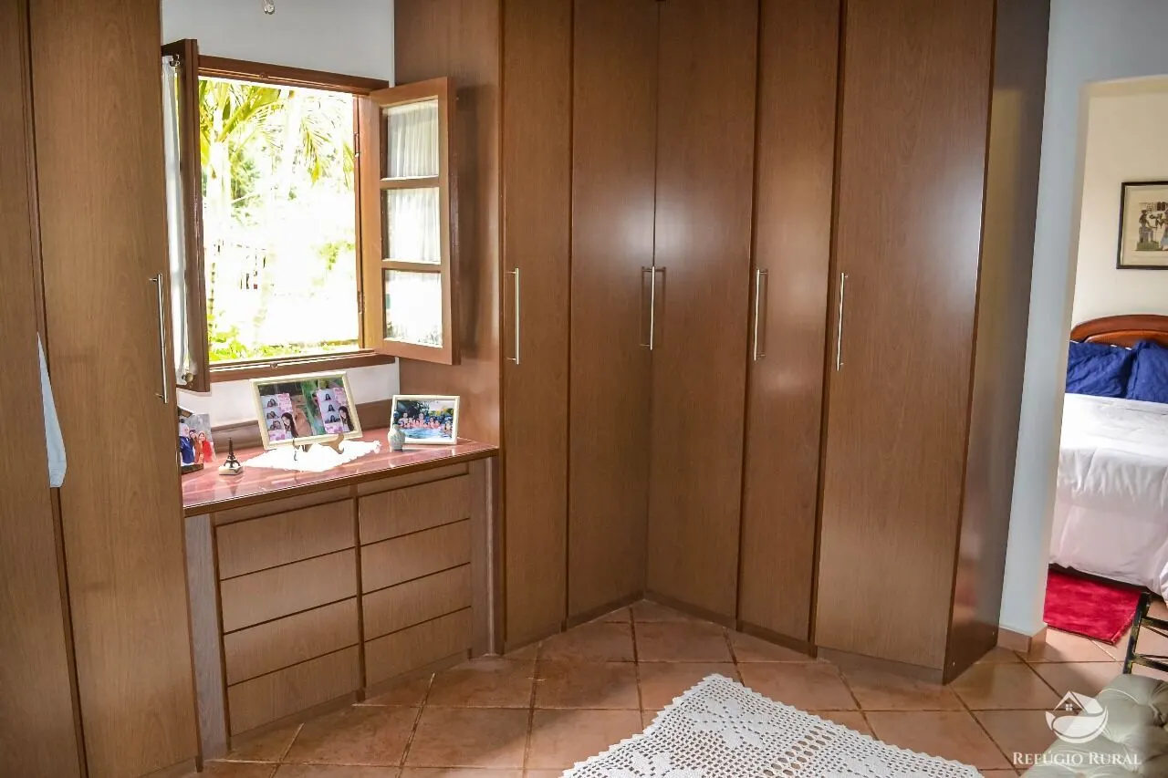 Sítio à venda de 24 ha em Paraibuna, SP, Brasil