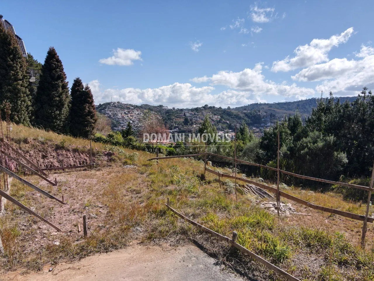 Terreno à venda de 2.060 m² em Campos do Jordão, SP, Brasil