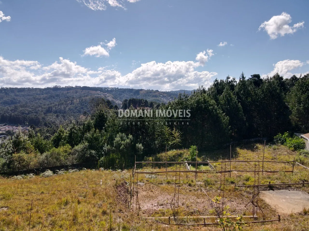 Terreno à venda de 2.060 m² em Campos do Jordão, SP, Brasil