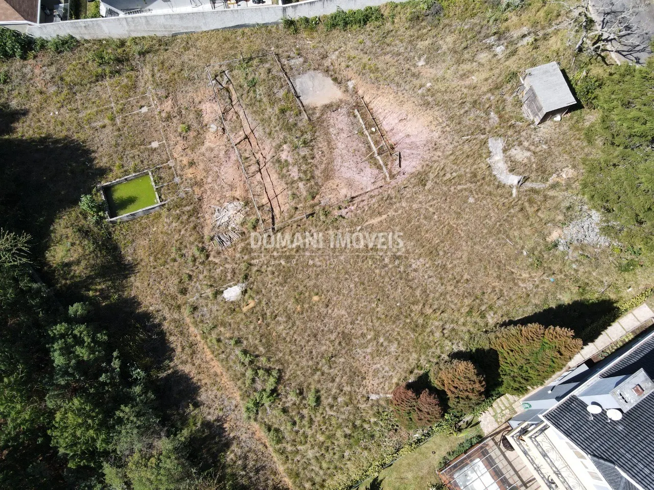 Terreno à venda de 2.060 m² em Campos do Jordão, SP, Brasil