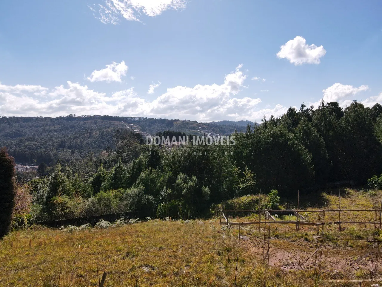 Terreno à venda de 2.060 m² em Campos do Jordão, SP, Brasil