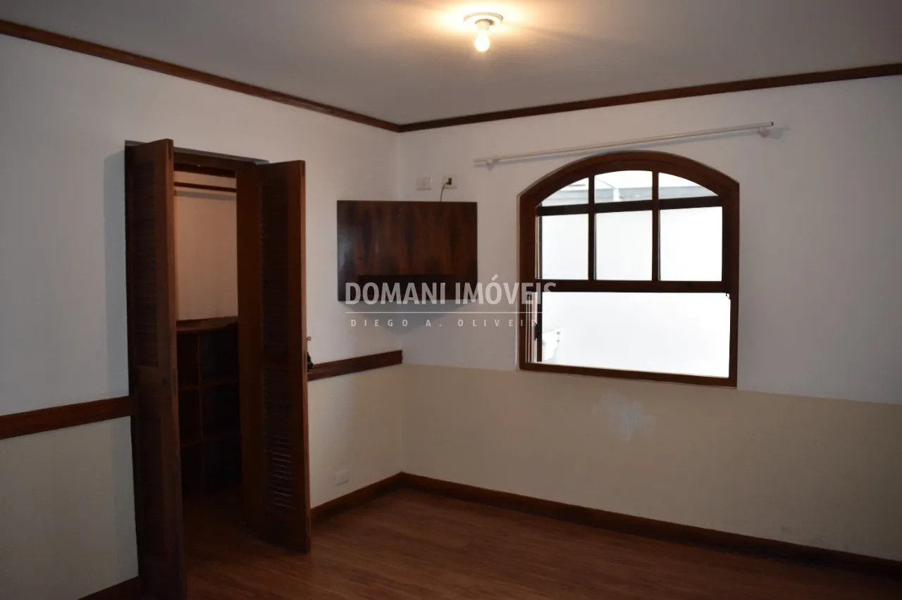 Casa à venda de 500 m² em Campos do Jordão, SP, Brasil