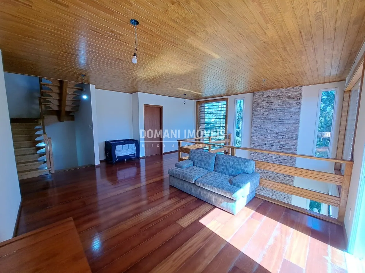 Casa à venda de 1.140 m² em Campos do Jordão, SP, Brasil