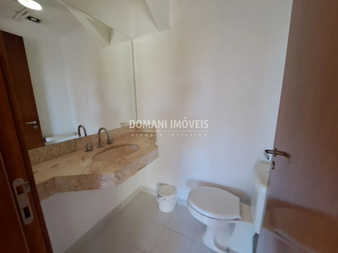 Casa à venda de 1.140 m² em Campos do Jordão, SP, Brasil