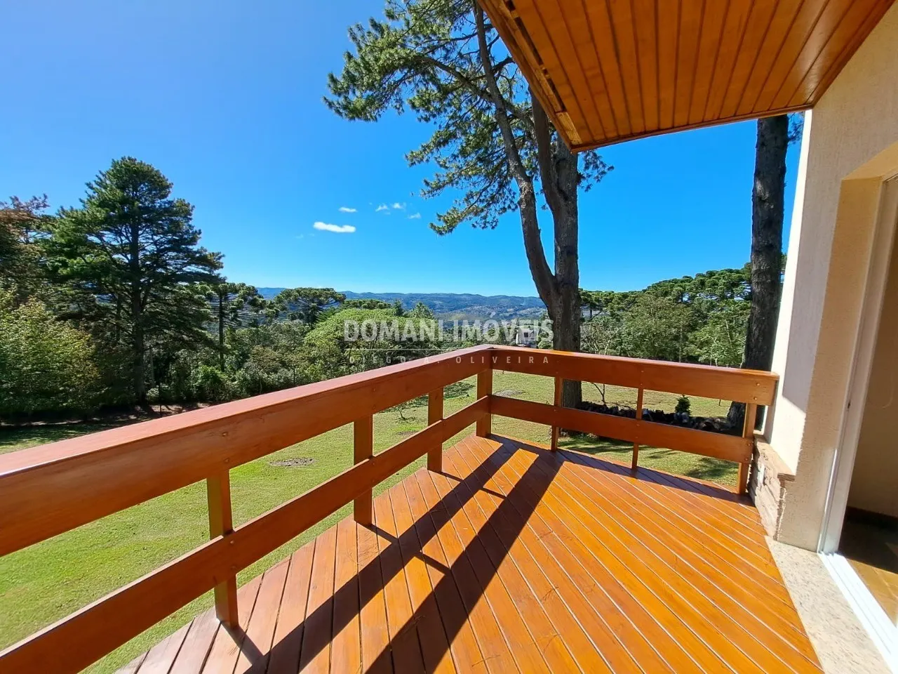 Casa à venda de 1.140 m² em Campos do Jordão, SP, Brasil