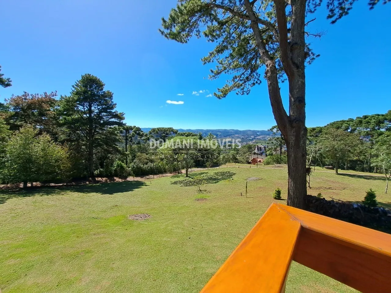 Casa à venda de 1.140 m² em Campos do Jordão, SP, Brasil