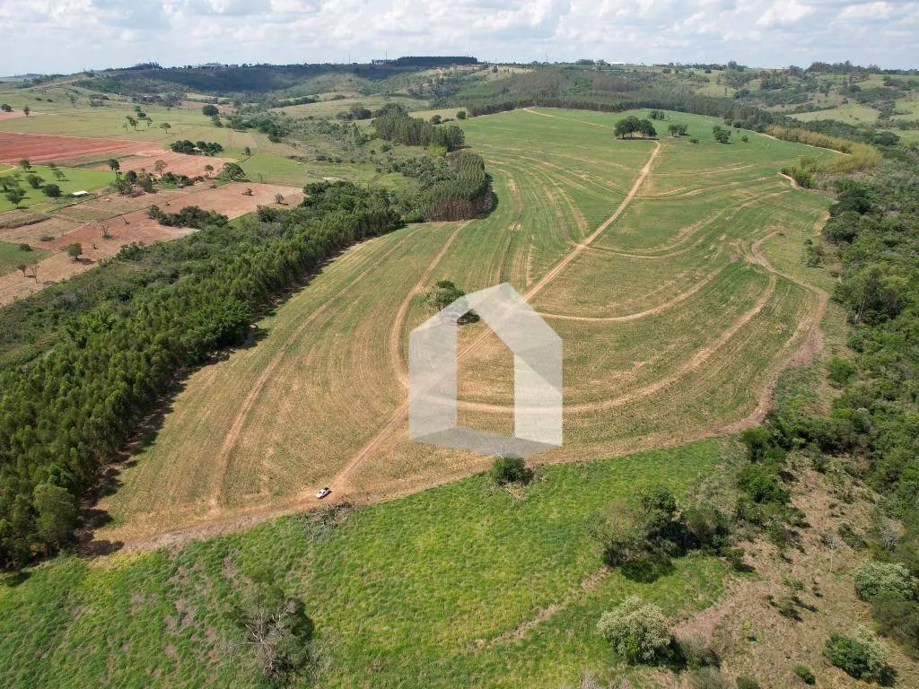 Fazenda à venda de 138 ha em Echaporã, SP, Brasil