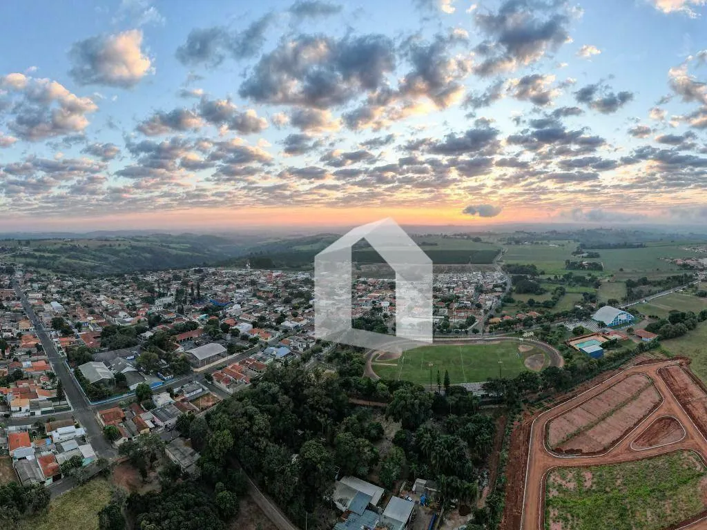 Fazenda à venda de 138 ha em Echaporã, SP, Brasil