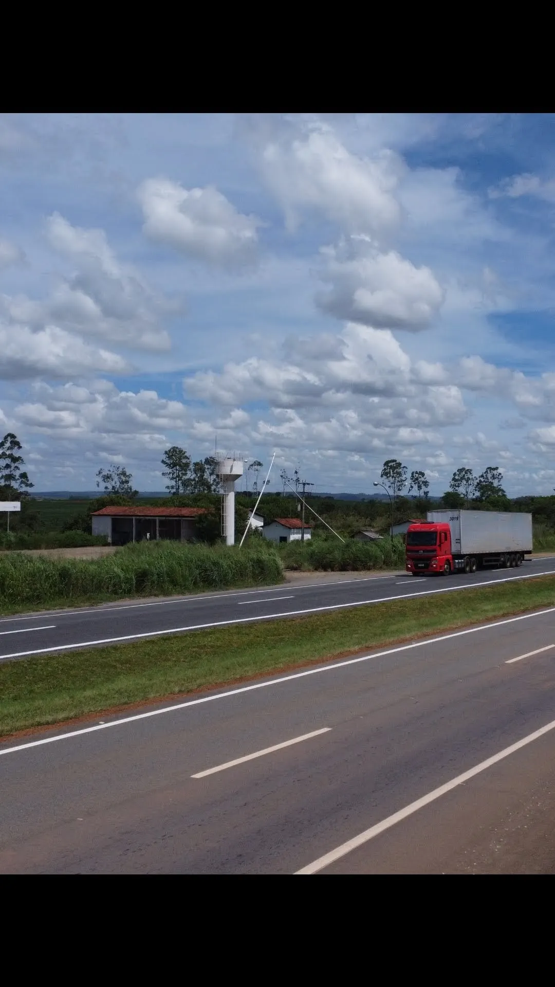 Comercial à venda de 11 ha em Luziânia, GO, Brasil