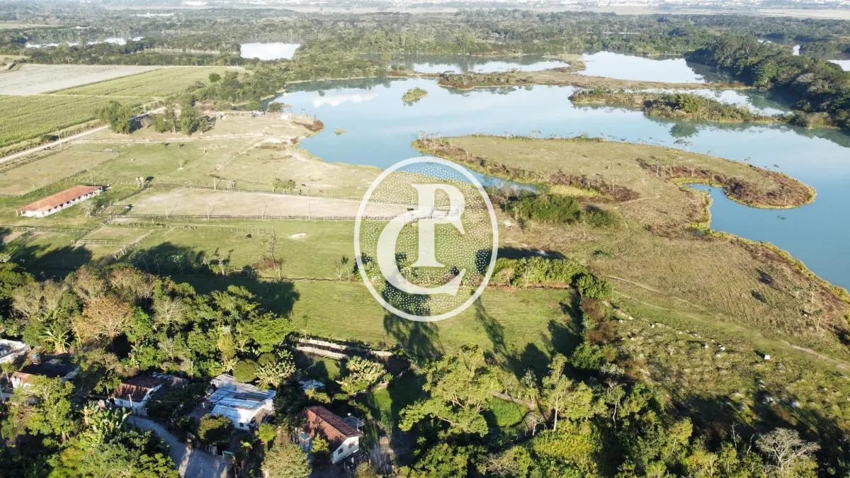 Fazenda à venda de 273 ha em Taubaté, SP, Brasil