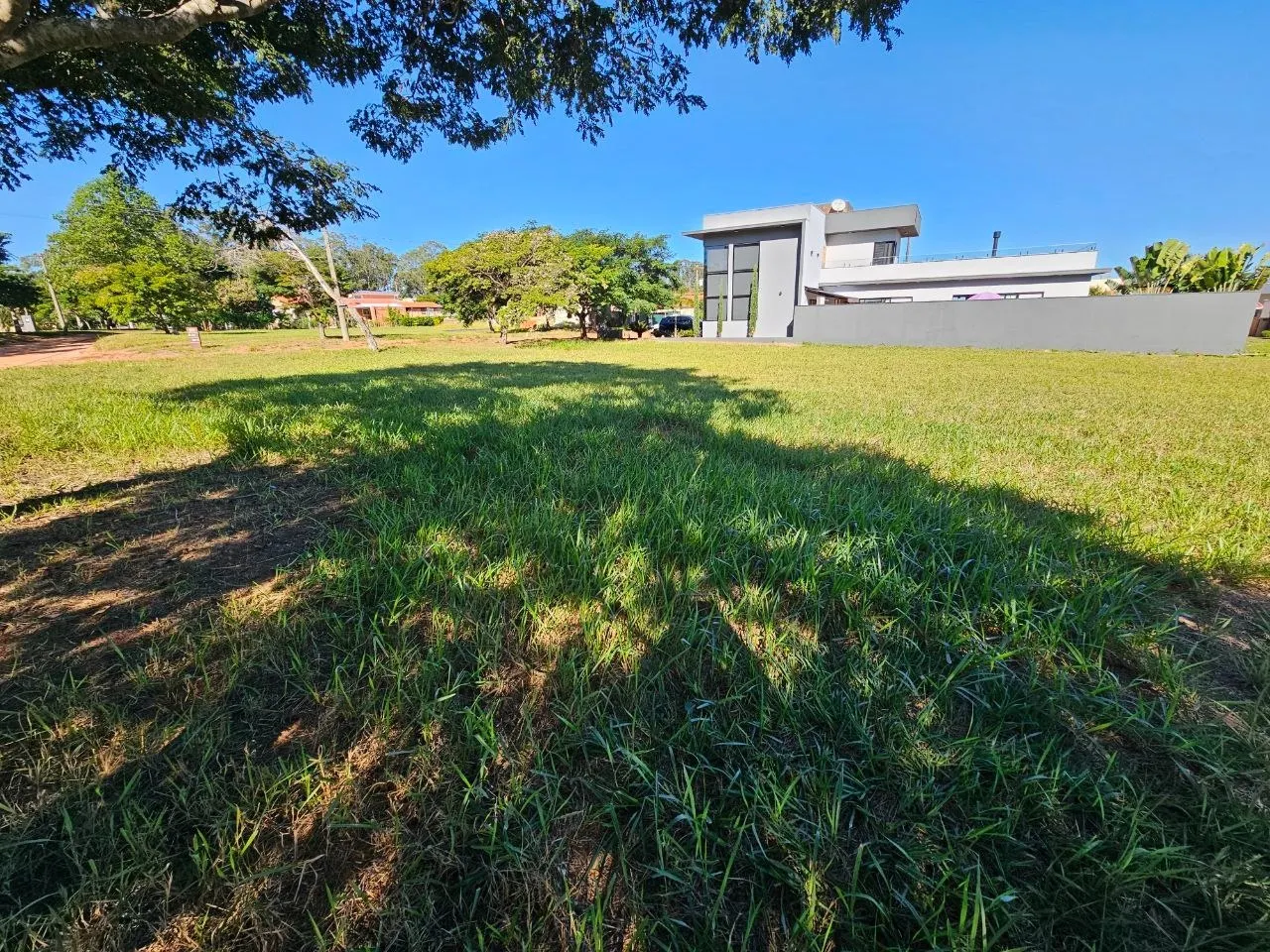 Terreno à venda de 855 m² em Águas de Santa Bárbara, SP, Brasil