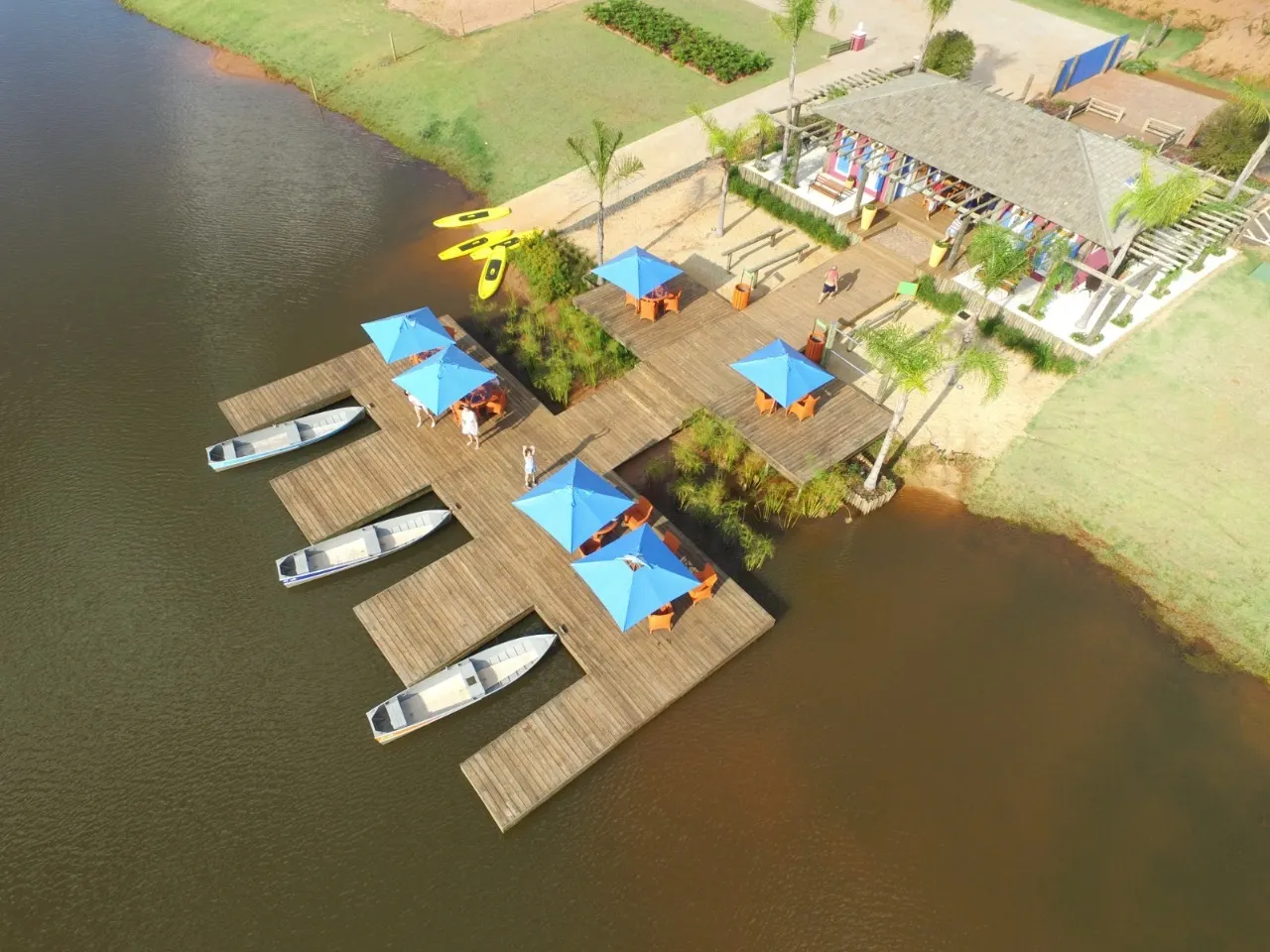 Terreno à venda de 855 m² em Águas de Santa Bárbara, SP, Brasil