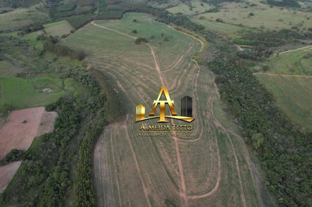 Fazenda à venda de 138 ha em Echaporã, SP, Brasil