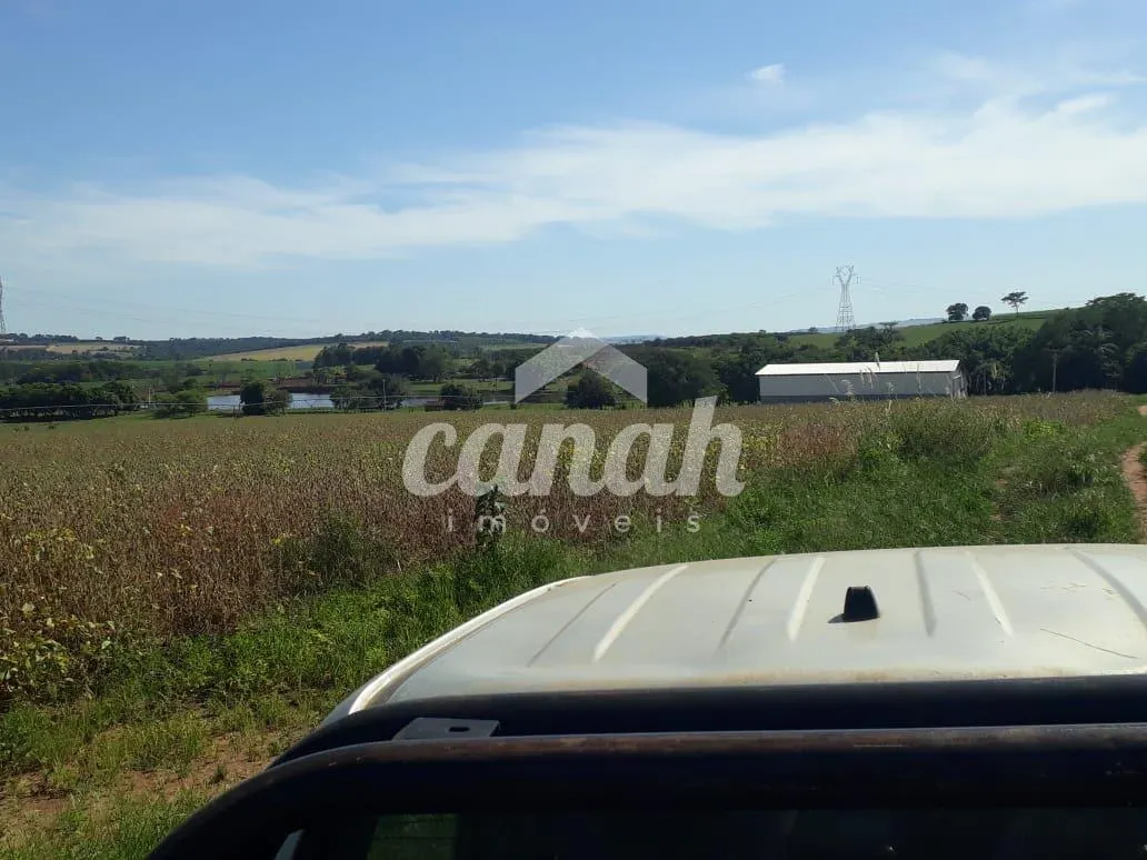Fazenda à venda de 119 ha em Vargem Grande do Sul, SP, Brasil