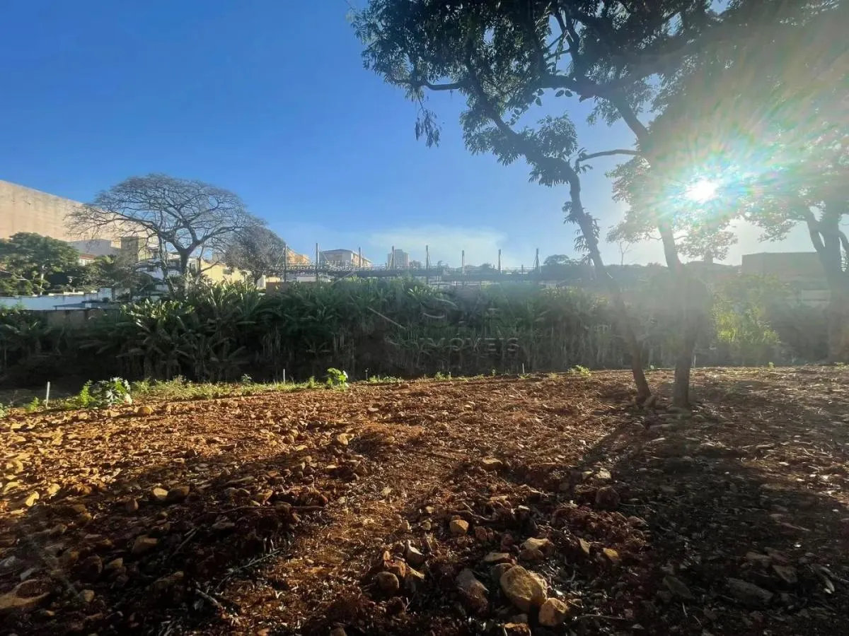 Chácara à venda de 1 ha em Botucatu, SP, Brasil