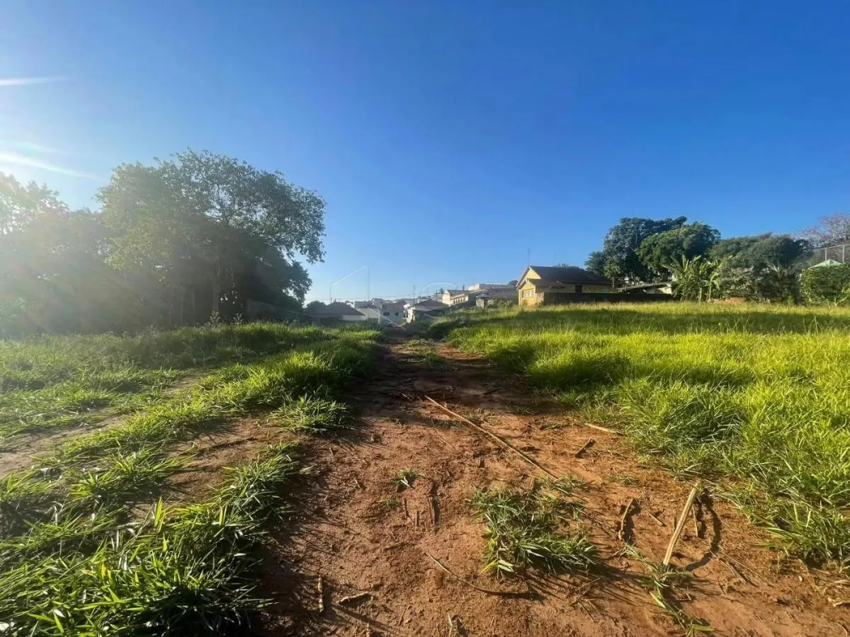 Chácara à venda de 1 ha em Botucatu, SP, Brasil