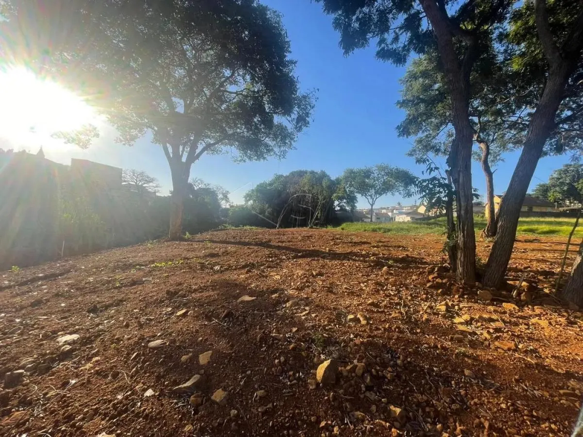 Chácara à venda de 1 ha em Botucatu, SP, Brasil