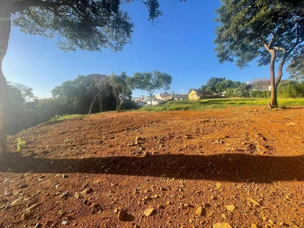 Chácara à venda de 1 ha em Botucatu, SP, Brasil