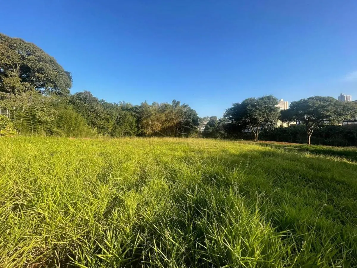 Chácara à venda de 1 ha em Botucatu, SP, Brasil