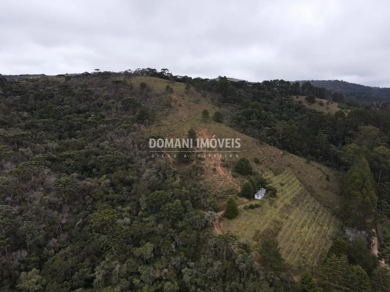 Terreno à venda de 12 ha em Campos do Jordão, SP, Brasil