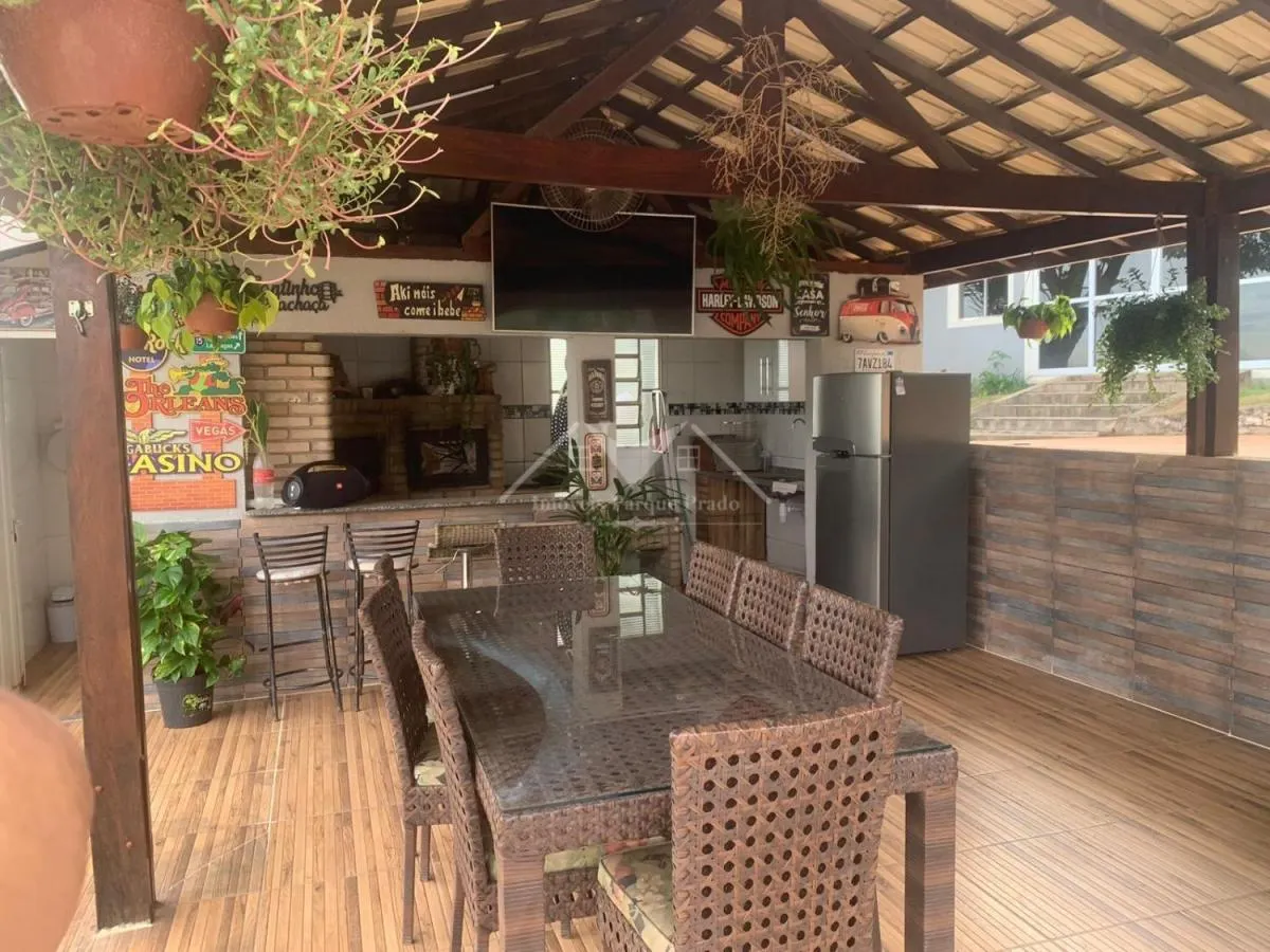 Country home for sale of 3,400 m² in Campinas, SP, Brazil