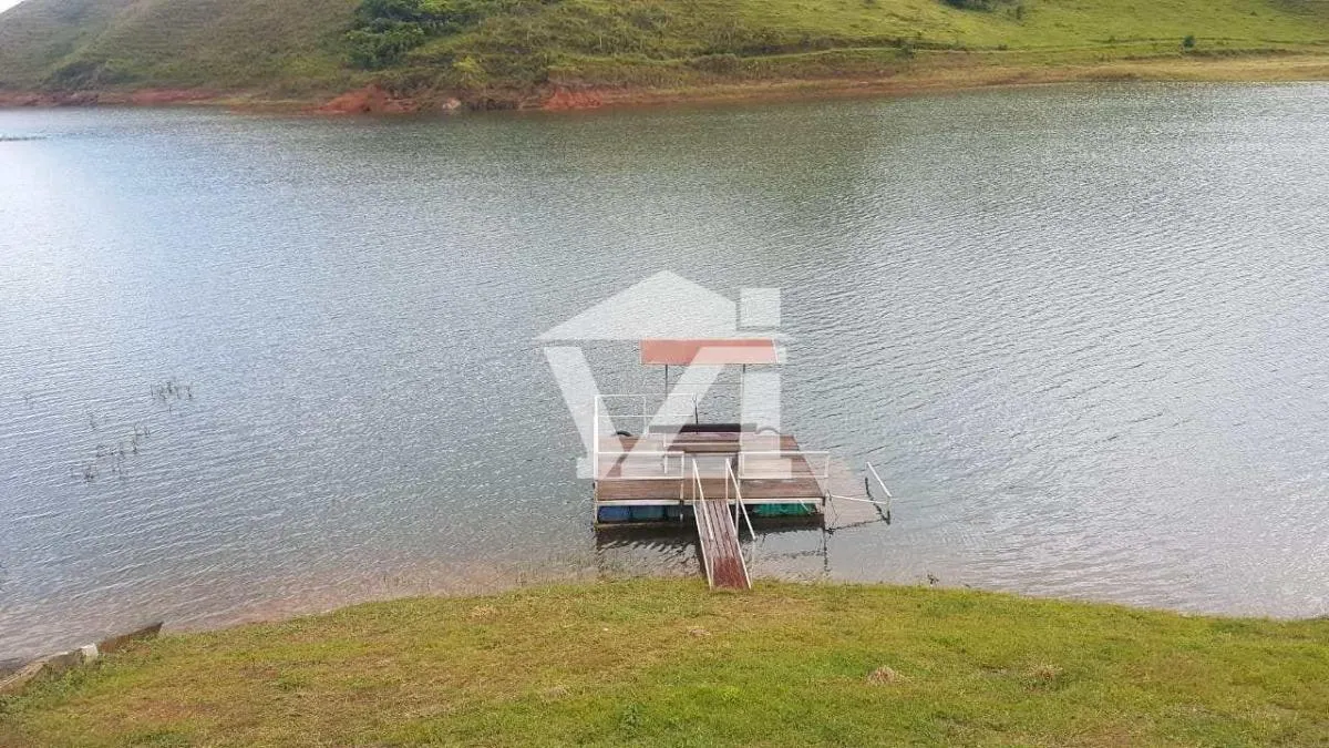 Chácara à venda de 1 ha em Santa Isabel, SP, Brasil