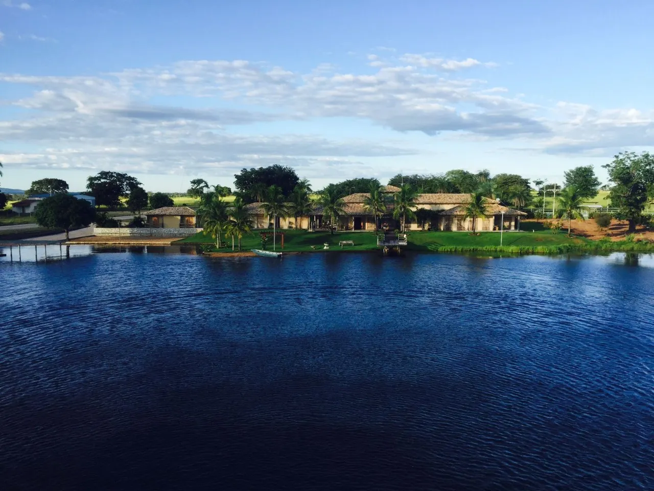 Fazenda à venda de 1.936 ha em Brasília, DF, Brasil