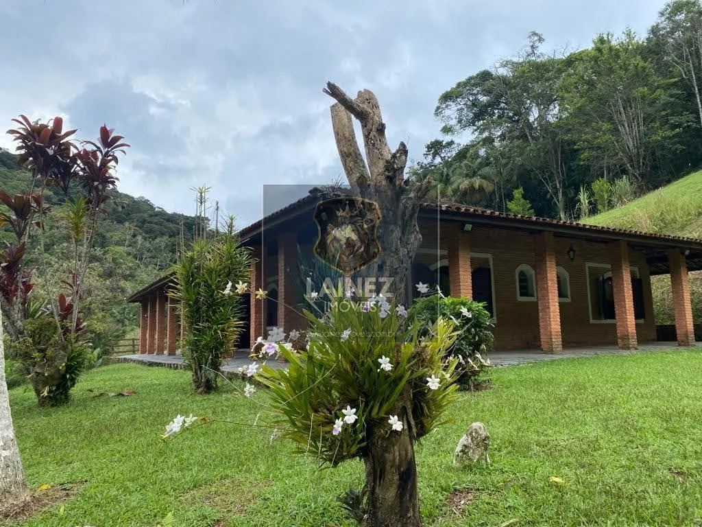 Sítio à venda de 5 ha em Juquitiba, SP, Brasil
