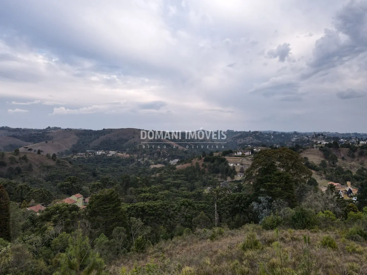 Terreno à venda de 3.690 m² em Campos do Jordão, SP, Brasil