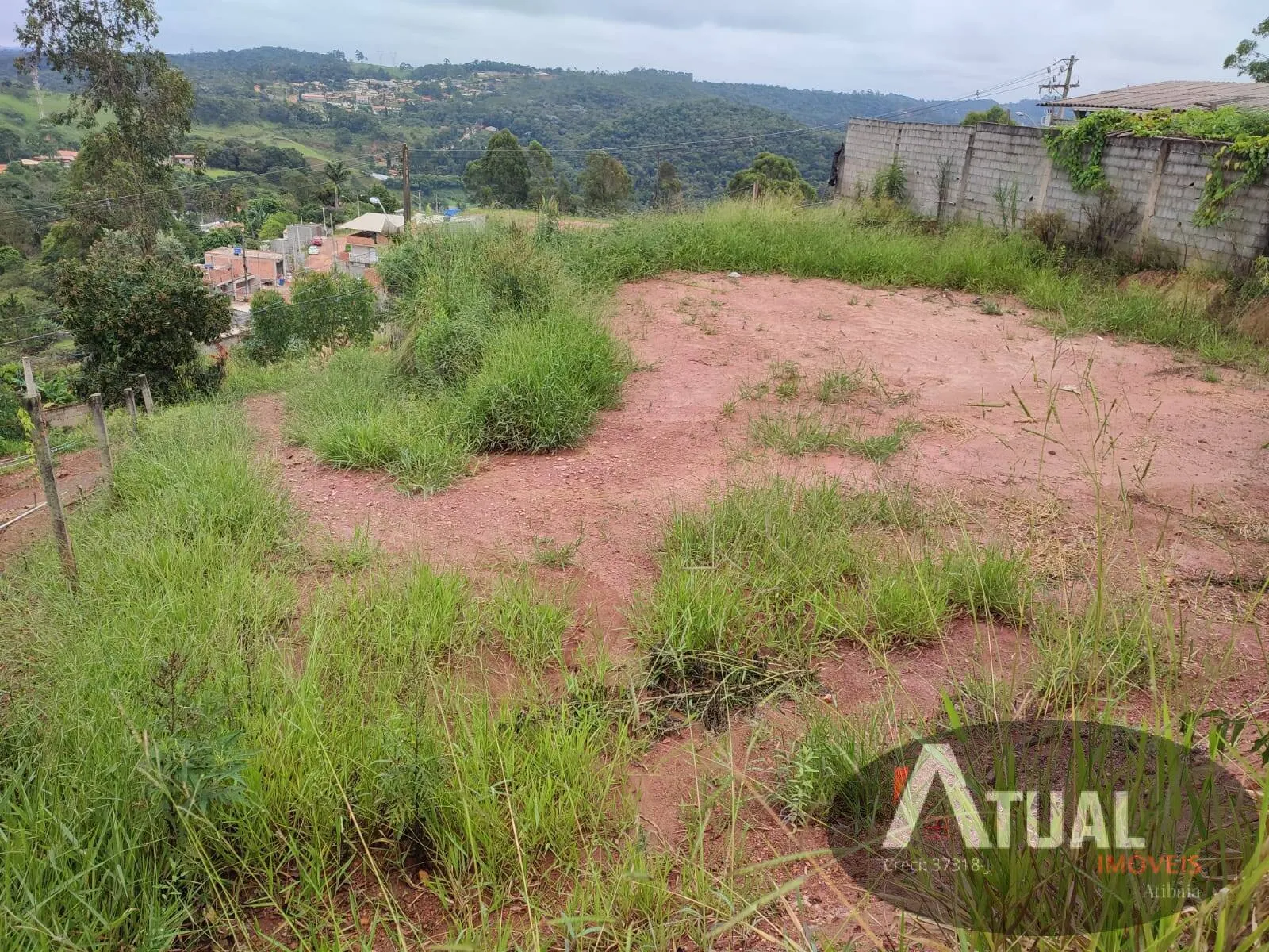 Terreno à venda de 952 m² em Mairiporã, SP, Brasil