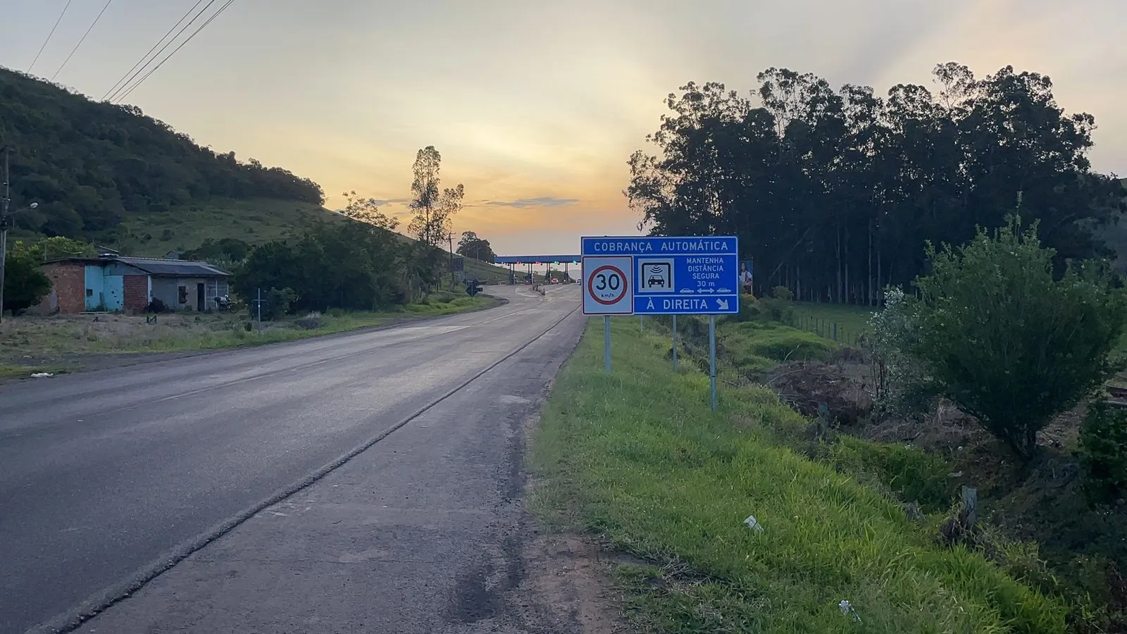 Terreno à venda de 560 m² em Santo Antônio da Patrulha, RS, Brasil