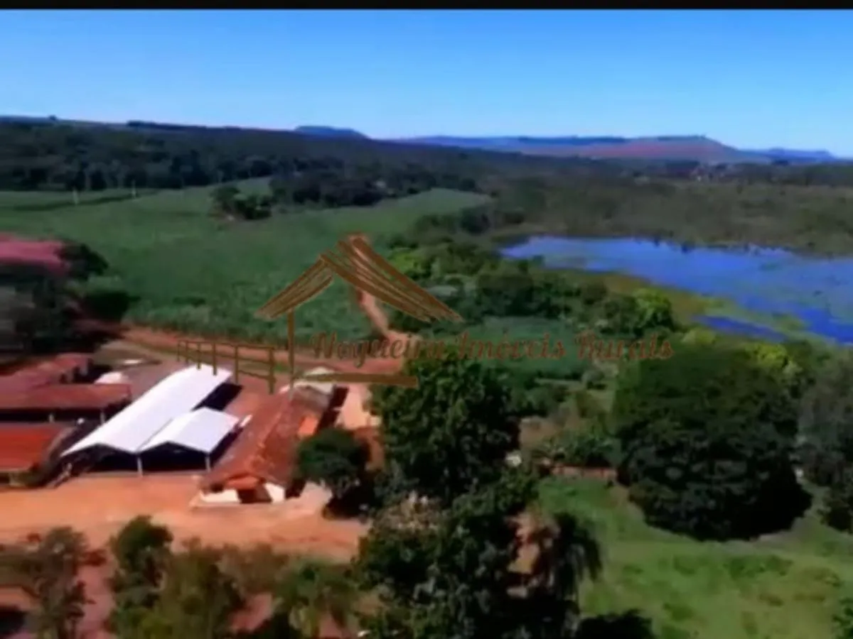 Fazenda à venda de 1.136 ha em Serra Azul, SP, Brasil