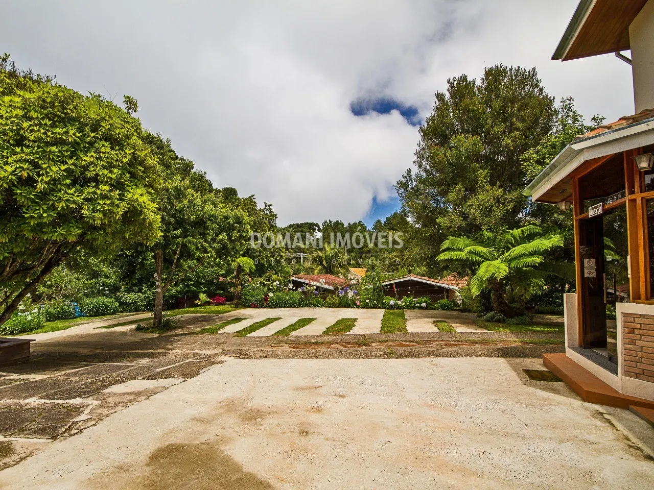 Pousada à venda de 3.000 m² em Campos do Jordão, SP, Brasil