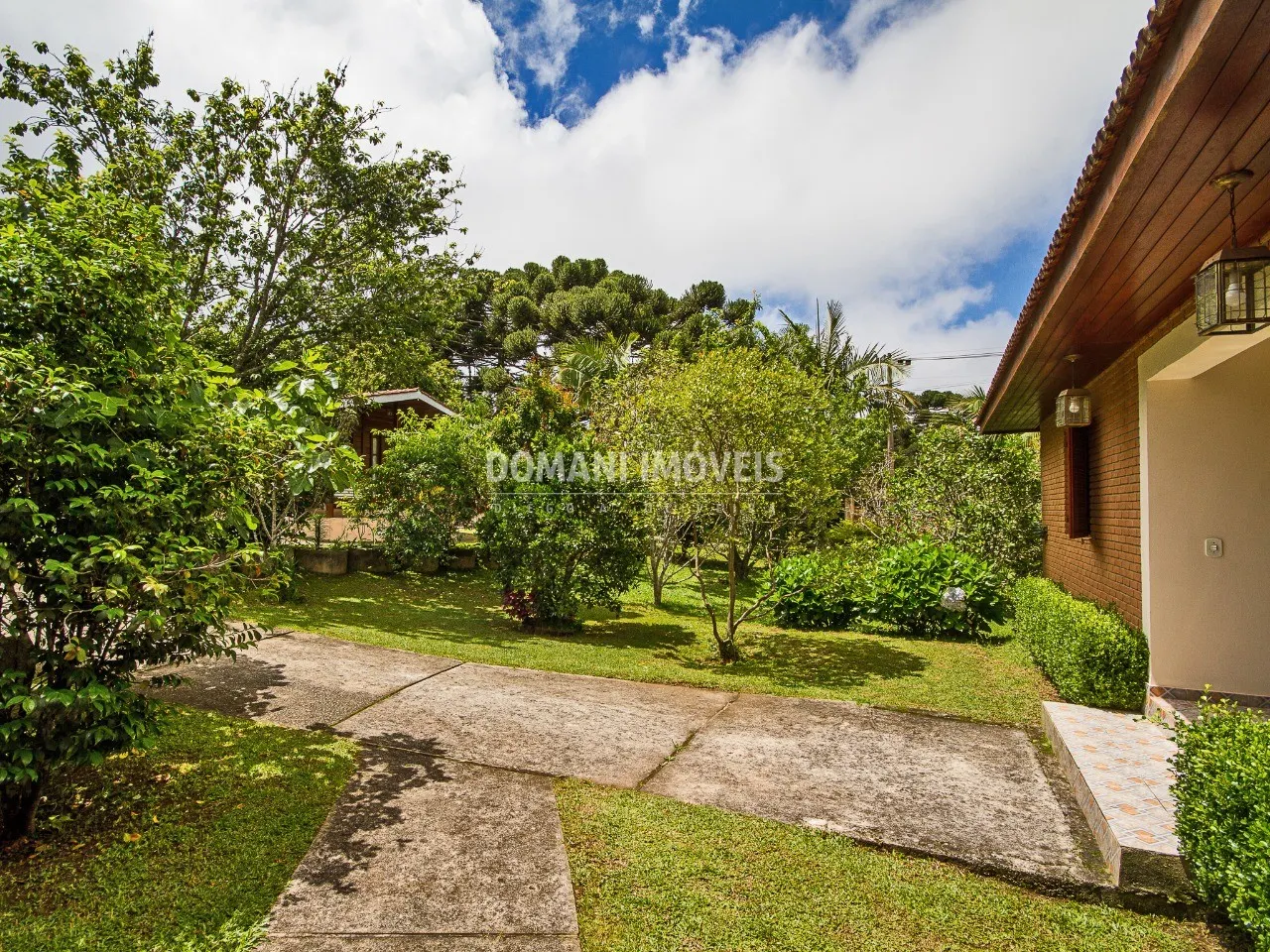Pousada à venda de 3.000 m² em Campos do Jordão, SP, Brasil