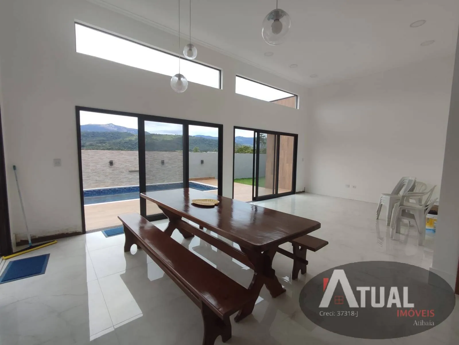 Casa à venda de 480 m² em Atibaia, SP, Brasil