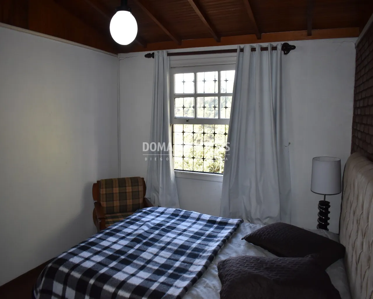 Casa à venda de 2.600 m² em Campos do Jordão, SP, Brasil