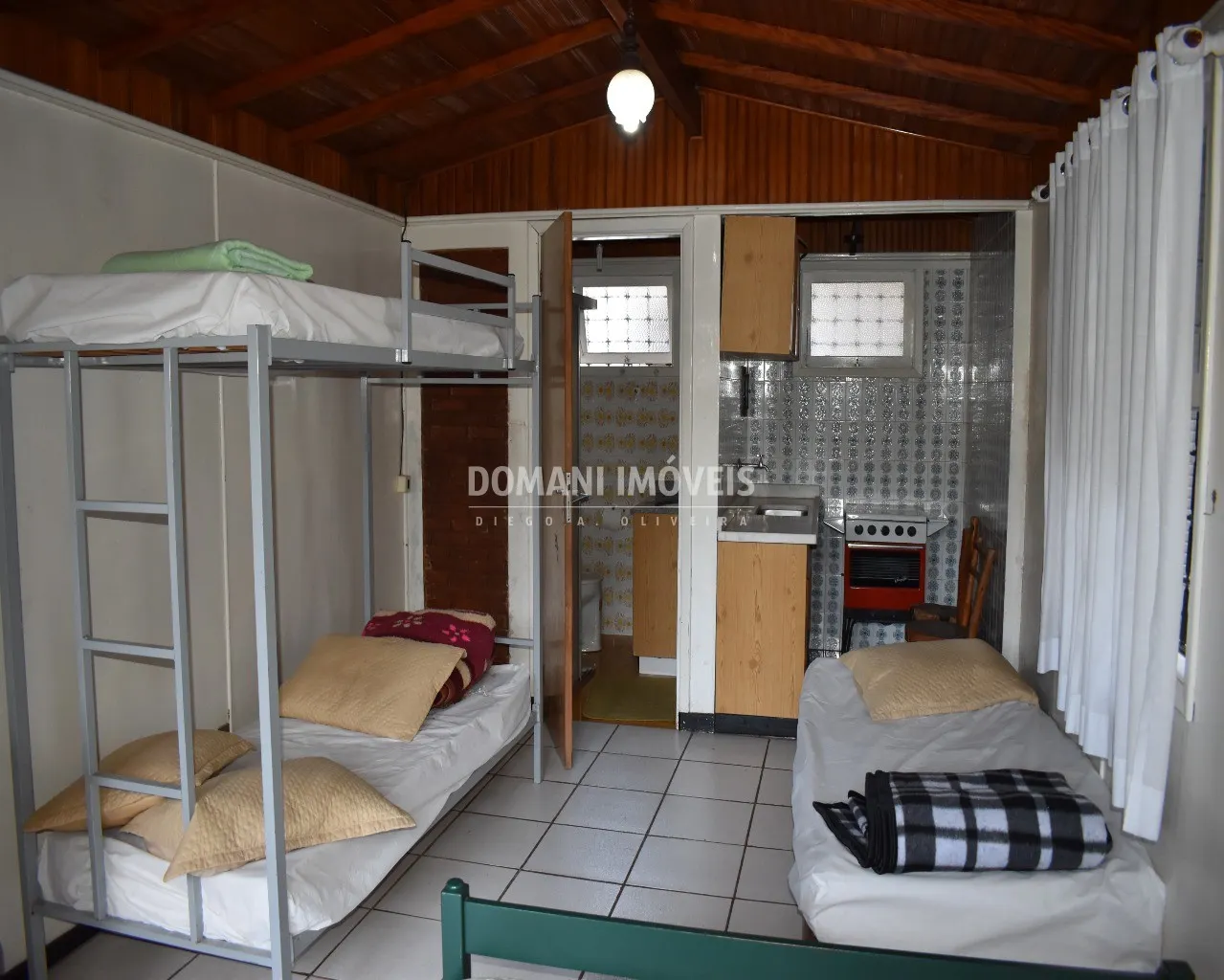 Casa à venda de 2.600 m² em Campos do Jordão, SP, Brasil