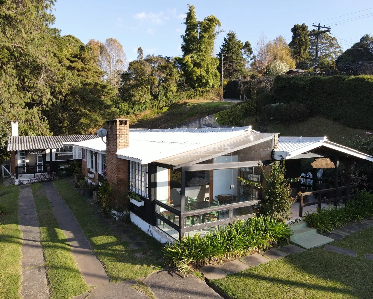 Casa à venda de 2.600 m² em Campos do Jordão, SP, Brasil